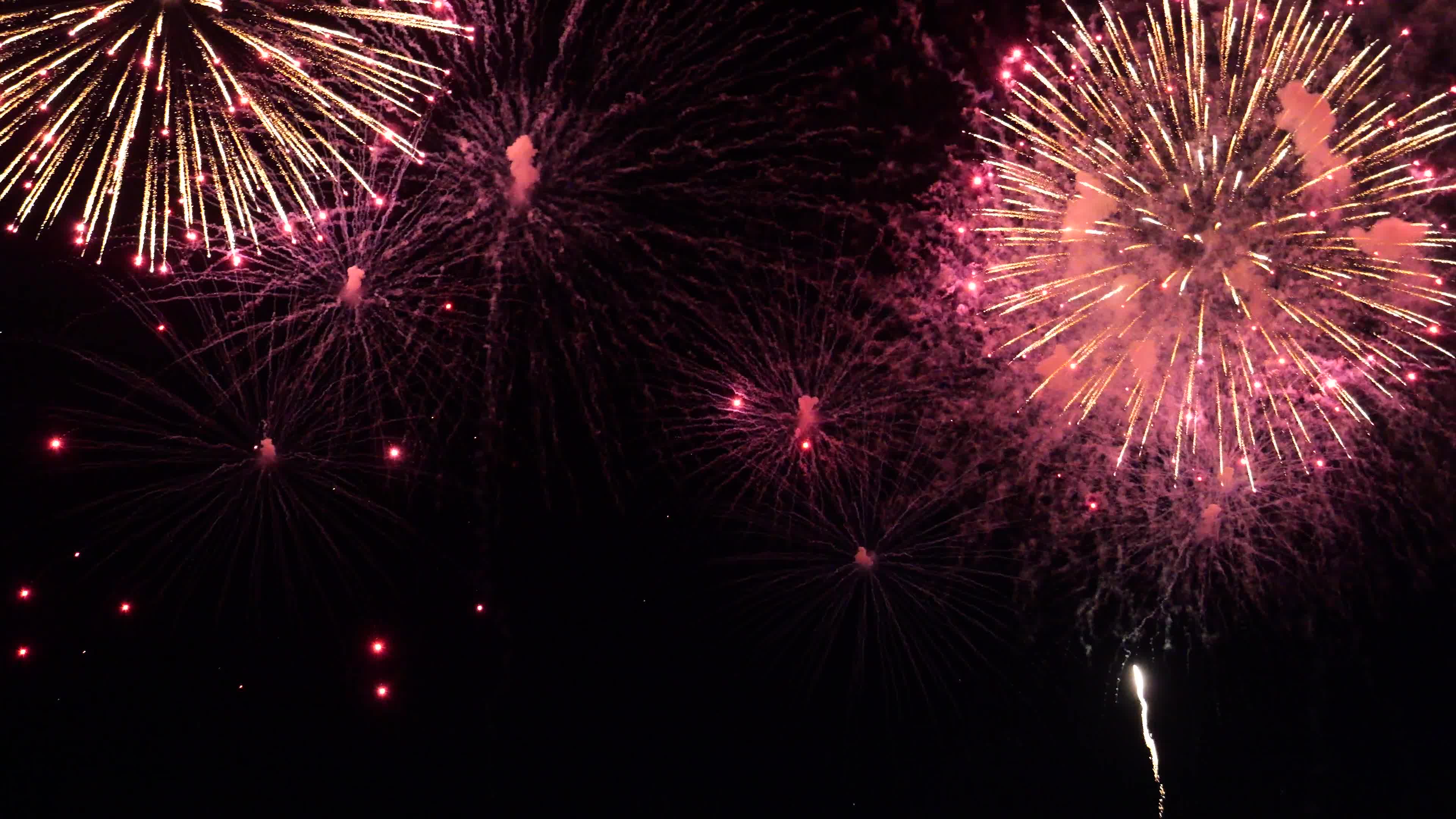 17790142-uhd_3840_2160_60fps