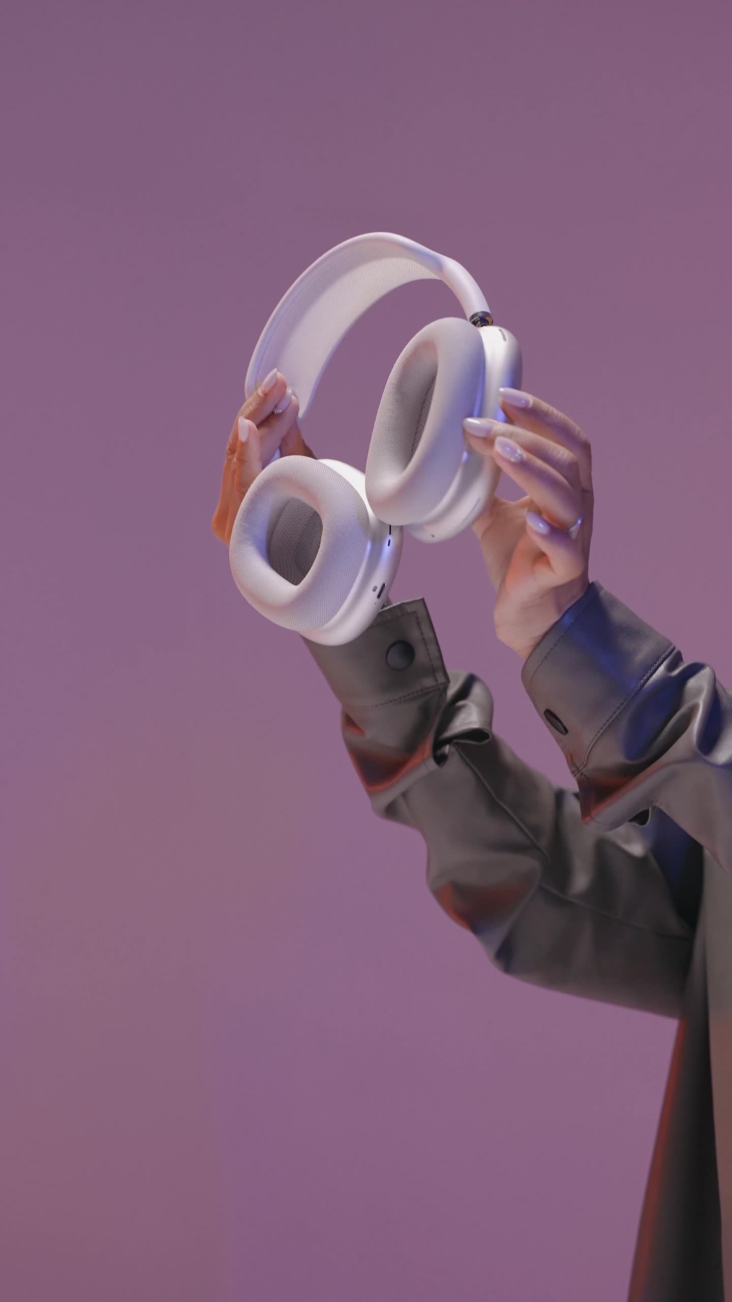 8005701-uhd_2160_3840_25fps