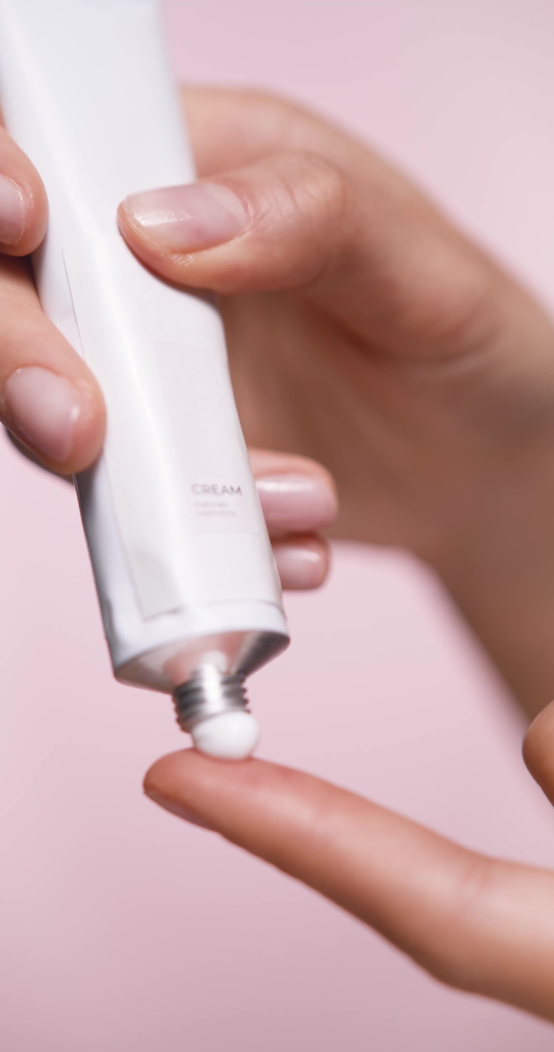 8141585-uhd_2160_4096_25fps